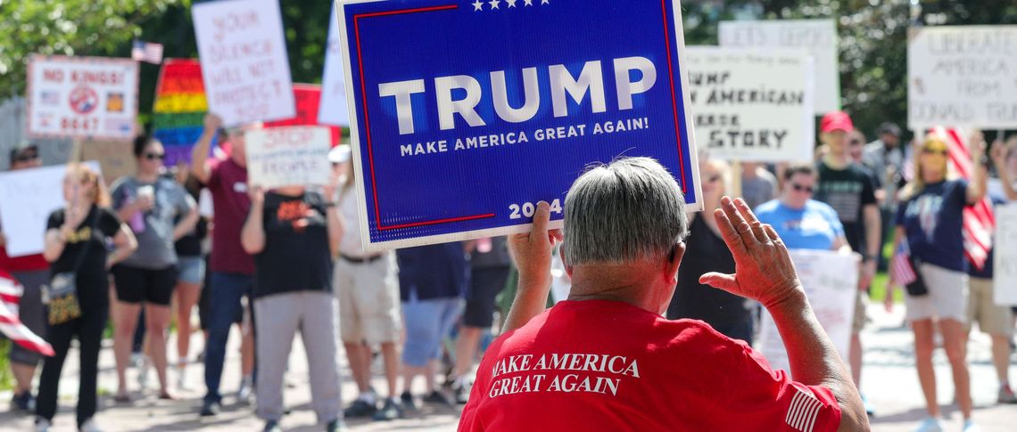 picture alliance / Sipa USA | Paul Weaver