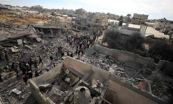 DPA picture alliance/ Yasser Qudih