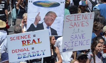 picture alliance / newscom | Jim Ruymen